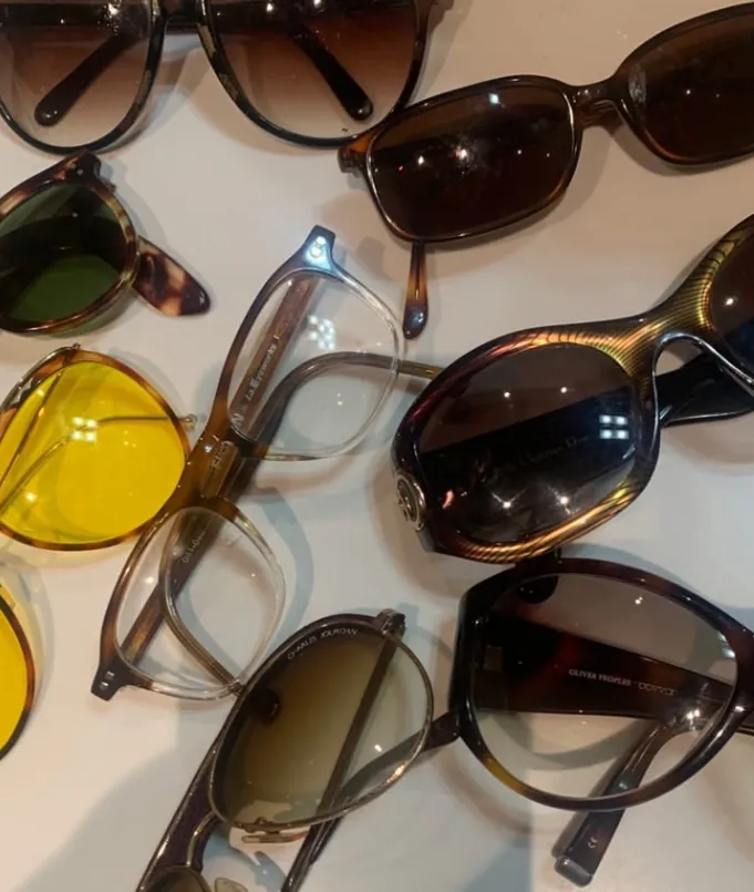Lunettes de soleil et montures vintage de créateurs, en écaille et métal